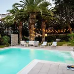 Numeroquattro-light Green, Open Space Con Vista Sul Giardino E Piscina Syracuse