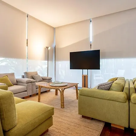 Numeroquattro-light Green, Open Space Con Vista Sul Giardino E Piscina Syrakus