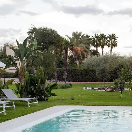 Numeroquattro-light Green, Open Space Con Vista Sul Giardino E Piscina * Syrakus