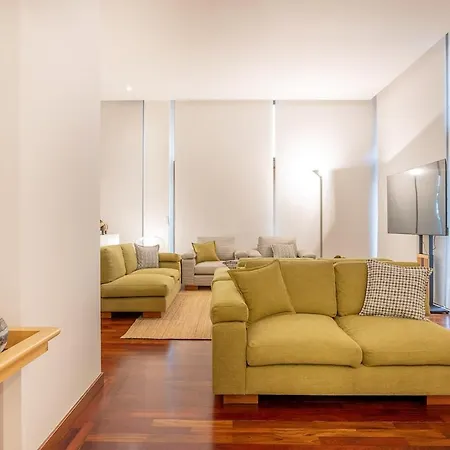 Apartment Numeroquattro-light Green, Open Space Con Vista Sul Giardino E Piscina *