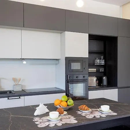 In Con Giardino Light Apartment Syracuse