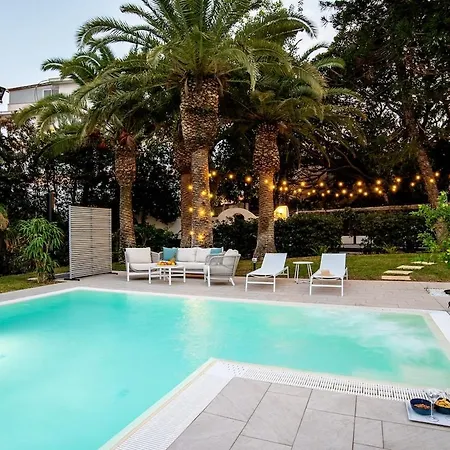 Numeroquattro-light Green, Open Space Con Vista Sul Giardino E Piscina Syrakus