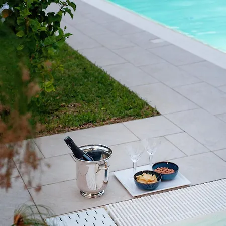 Numeroquattro-light Green, Open Space Con Vista Sul Giardino E Piscina * Syrakus